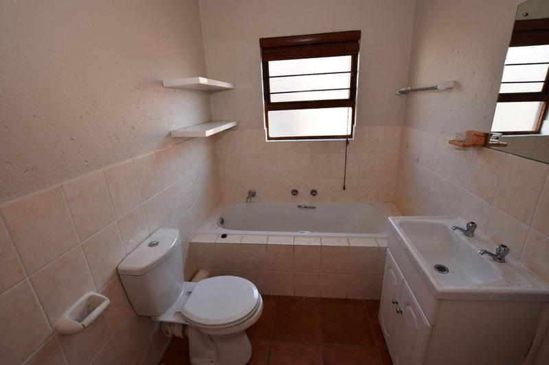 To Let 2 Bedroom Property for Rent in Paulshof Gauteng