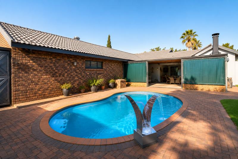 4 Bedroom Property for Sale in Three Rivers Gauteng