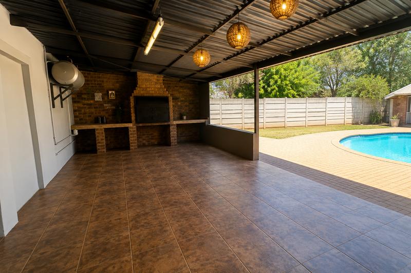 4 Bedroom Property for Sale in Three Rivers Gauteng