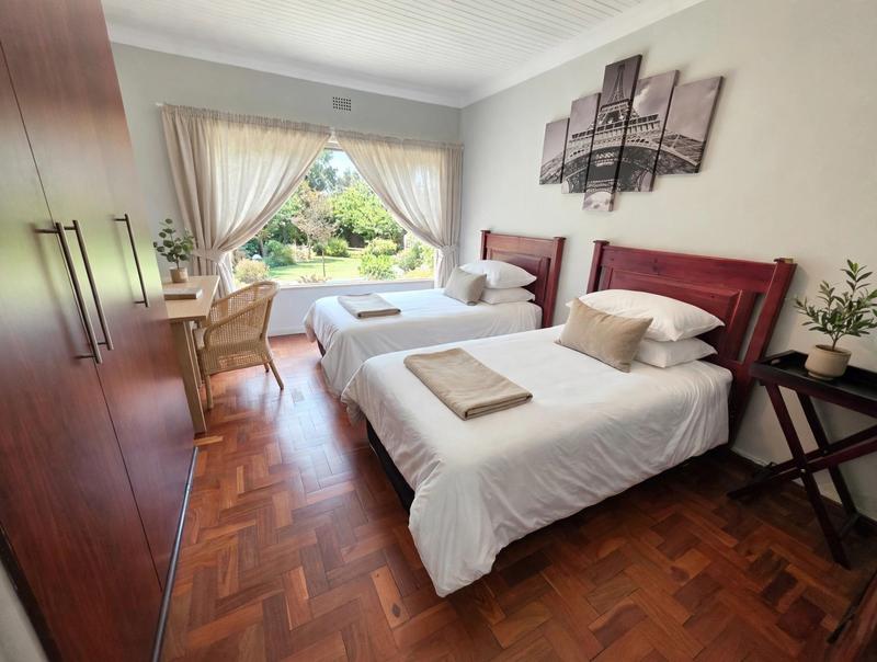 5 Bedroom Property for Sale in Three Rivers Proper Gauteng