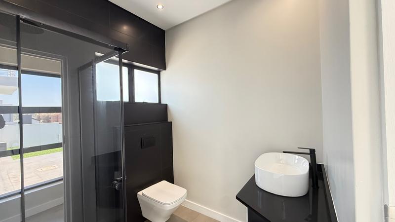 4 Bedroom Property for Sale in Fountainbrook Estate Gauteng