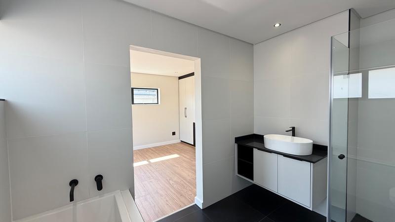 4 Bedroom Property for Sale in Fountainbrook Estate Gauteng