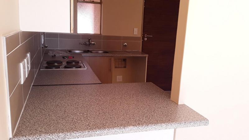 2 Bedroom Property for Sale in Stone Ridge Gauteng