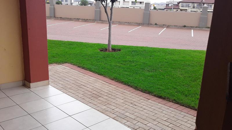 2 Bedroom Property for Sale in Stone Ridge Gauteng