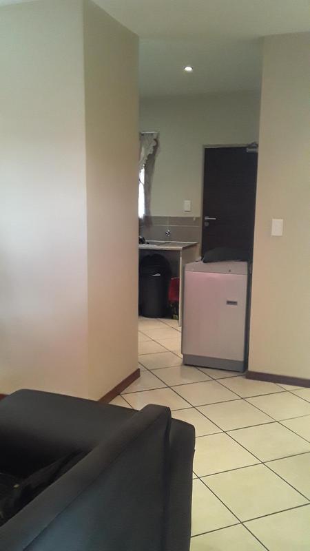 2 Bedroom Property for Sale in Stone Ridge Gauteng