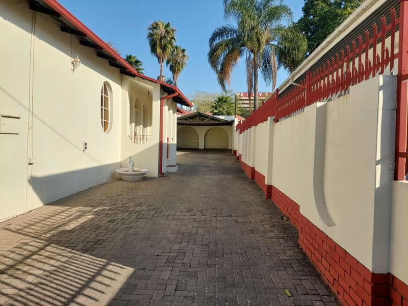 To Let 4 Bedroom Property for Rent in Capital Park Gauteng