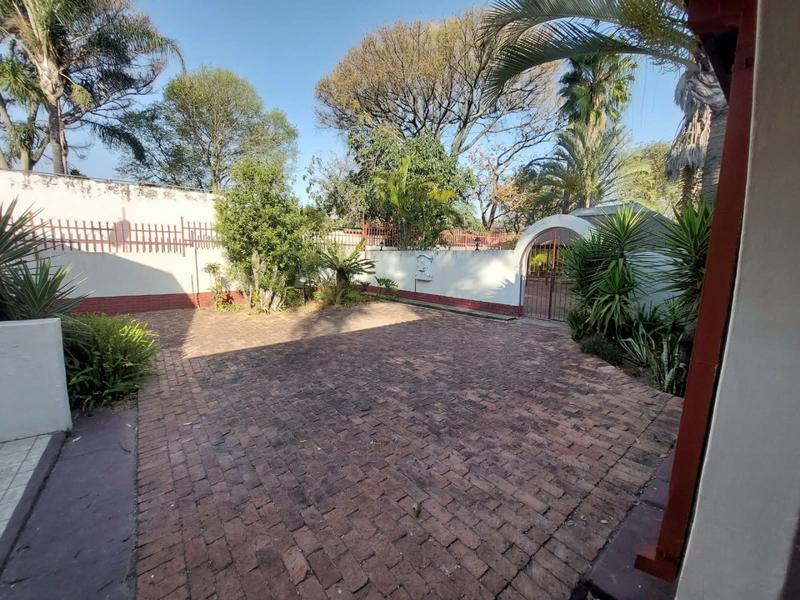 To Let 4 Bedroom Property for Rent in Capital Park Gauteng