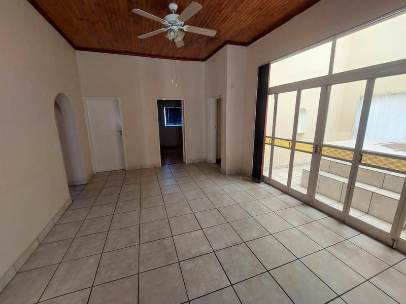 To Let 4 Bedroom Property for Rent in Capital Park Gauteng
