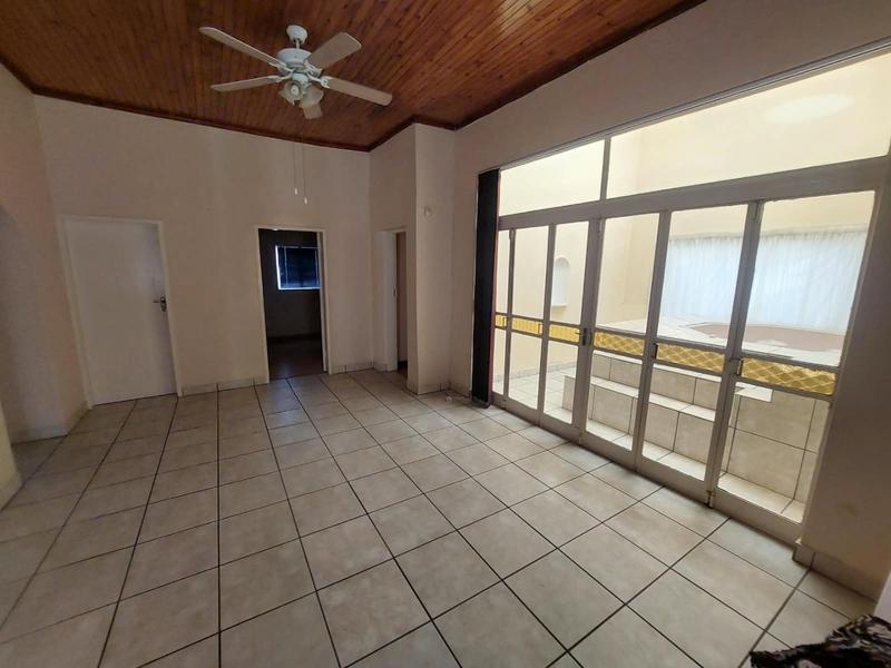 To Let 4 Bedroom Property for Rent in Capital Park Gauteng