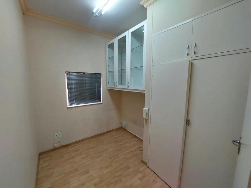To Let 4 Bedroom Property for Rent in Capital Park Gauteng
