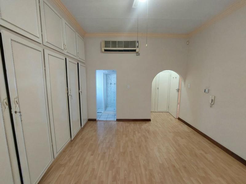 To Let 4 Bedroom Property for Rent in Capital Park Gauteng