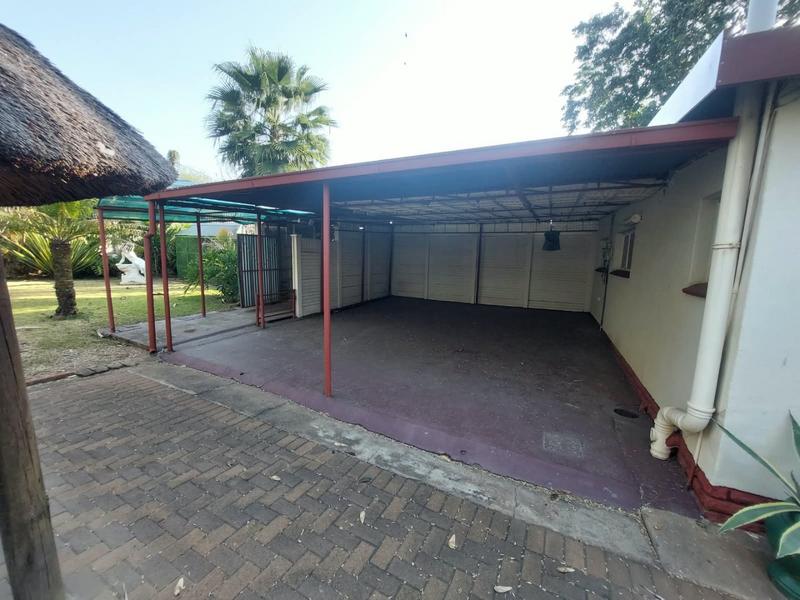 To Let 4 Bedroom Property for Rent in Capital Park Gauteng