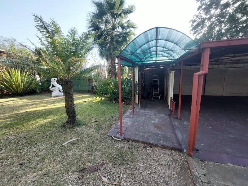 To Let 4 Bedroom Property for Rent in Capital Park Gauteng