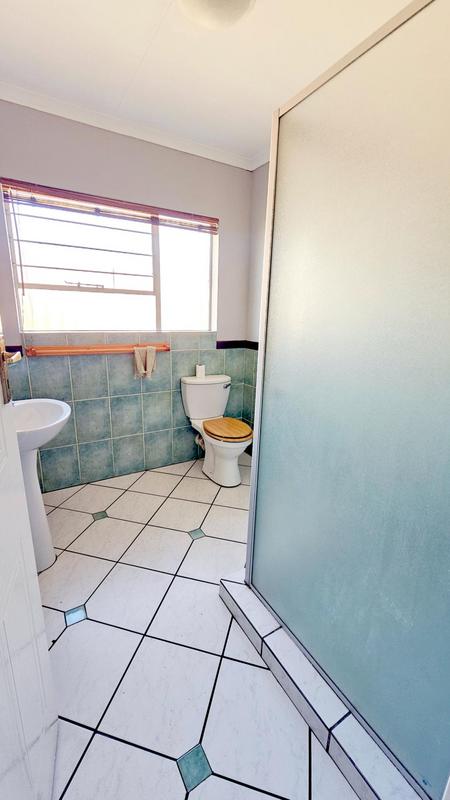 To Let 3 Bedroom Property for Rent in Beyers Park Gauteng