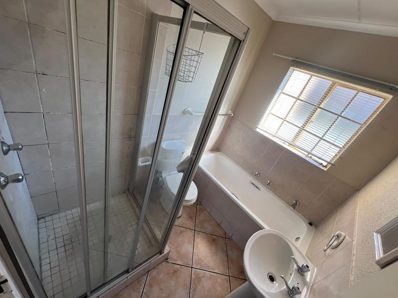 To Let 2 Bedroom Property for Rent in Northgate Gauteng