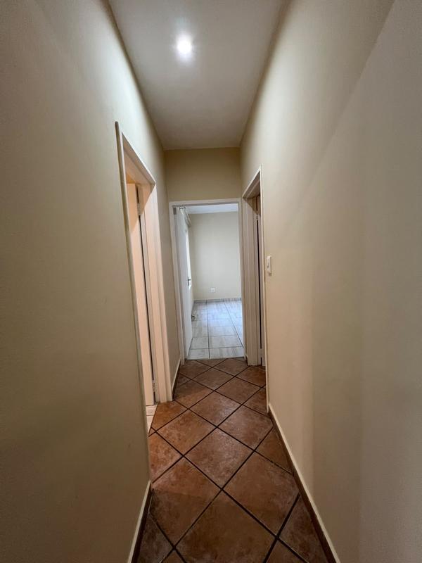 To Let 2 Bedroom Property for Rent in Fourways Gauteng
