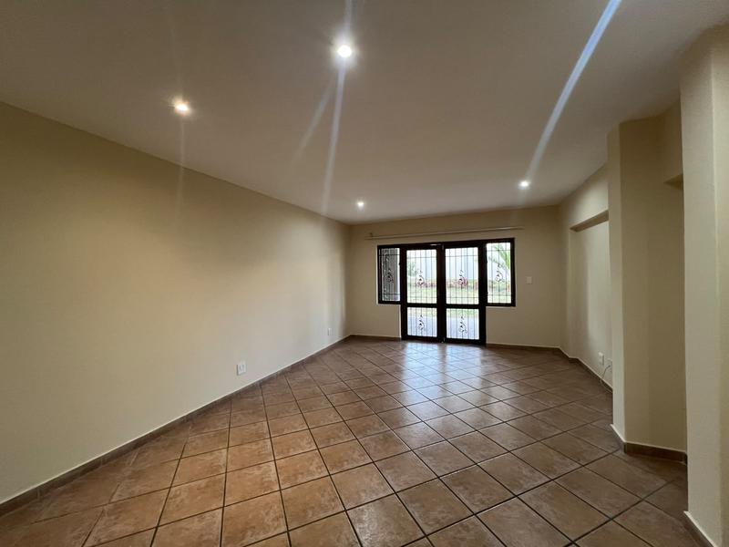 To Let 2 Bedroom Property for Rent in Fourways Gauteng