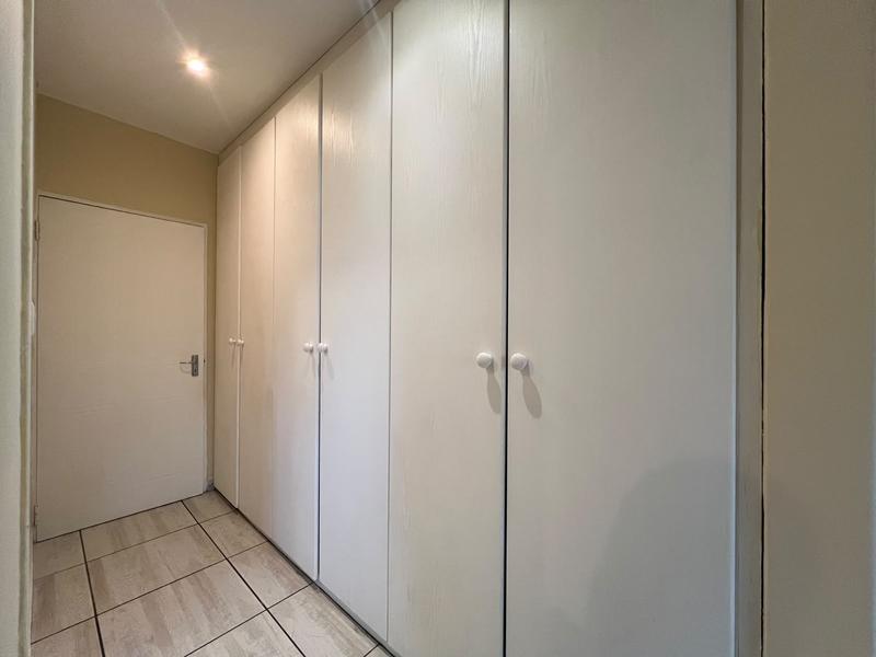 To Let 2 Bedroom Property for Rent in Fourways Gauteng