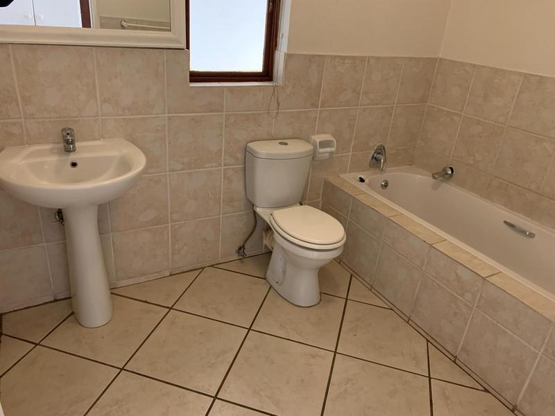 To Let 2 Bedroom Property for Rent in Fourways Gauteng