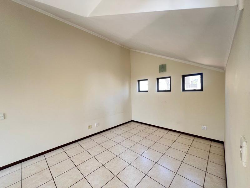 To Let 2 Bedroom Property for Rent in Paulshof Gauteng