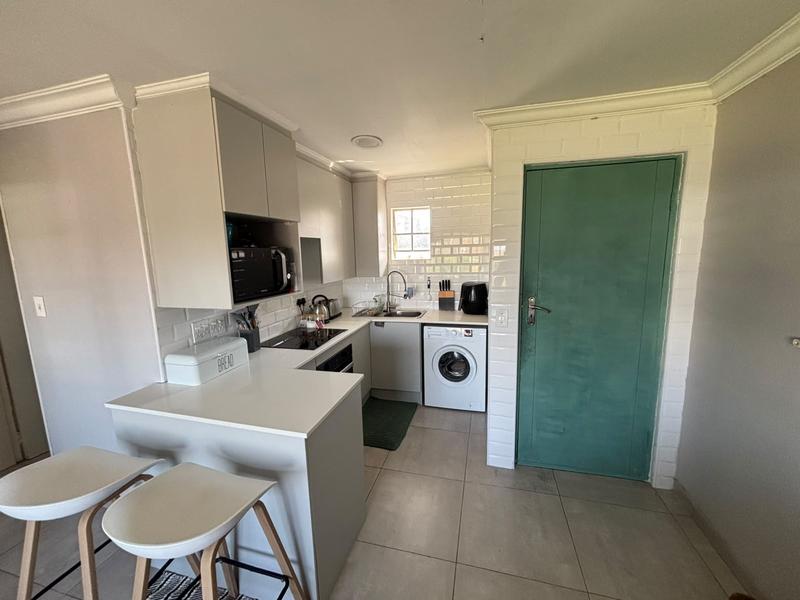 2 Bedroom Property for Sale in Groenkloof Gauteng