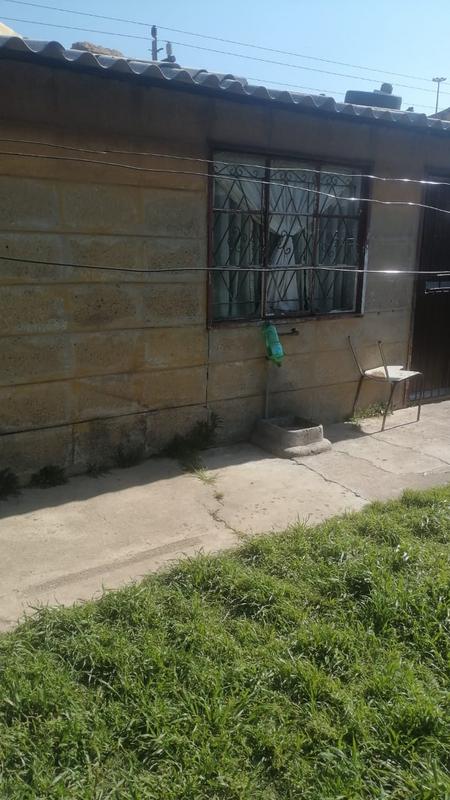 2 Bedroom Property for Sale in Duduza Gauteng