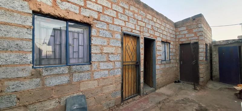 2 Bedroom Property for Sale in Tembisa Gauteng