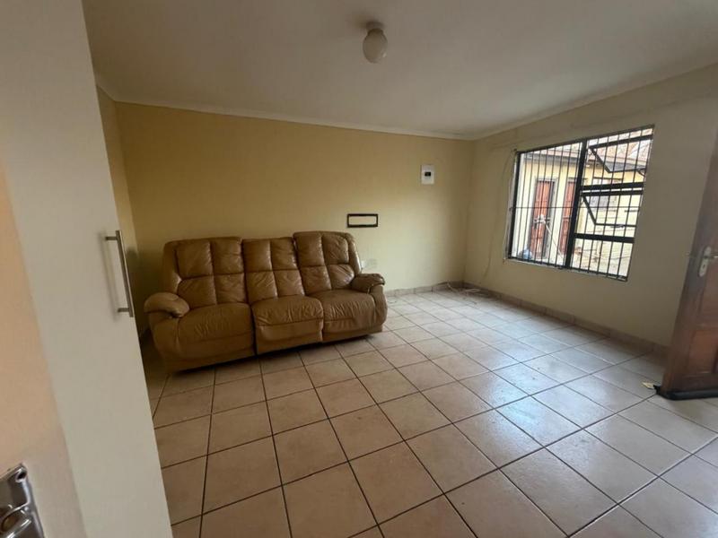 To Let 0 Bedroom Property for Rent in Roodepoort Central Gauteng