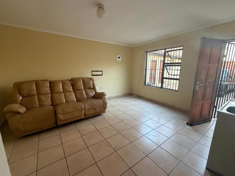 To Let 0 Bedroom Property for Rent in Roodepoort Central Gauteng
