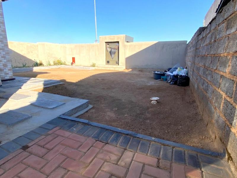 4 Bedroom Property for Sale in Alliance Gauteng