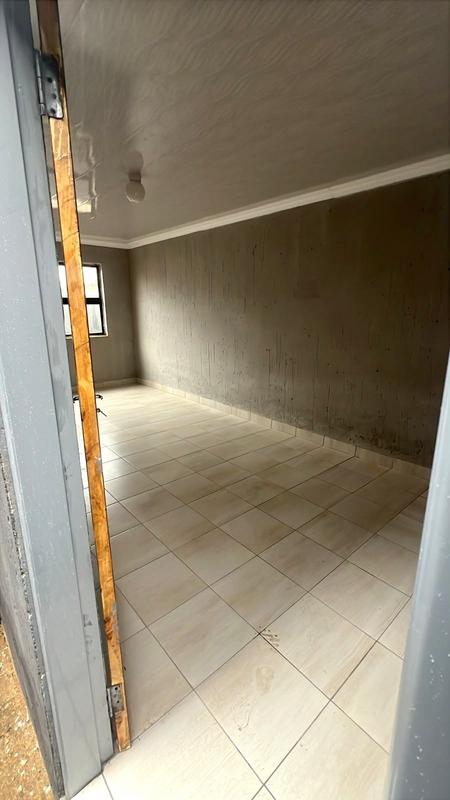 2 Bedroom Property for Sale in Bram Fischerville Gauteng