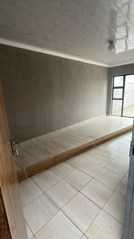 2 Bedroom Property for Sale in Bram Fischerville Gauteng