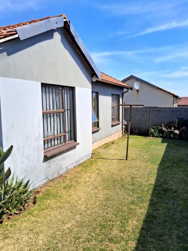 3 Bedroom Property for Sale in Fleurhof Gauteng