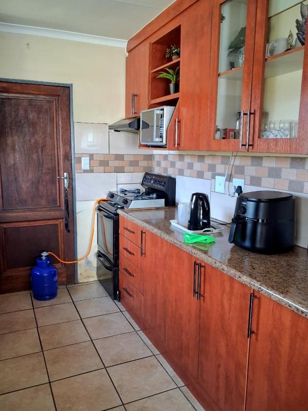 3 Bedroom Property for Sale in Fleurhof Gauteng