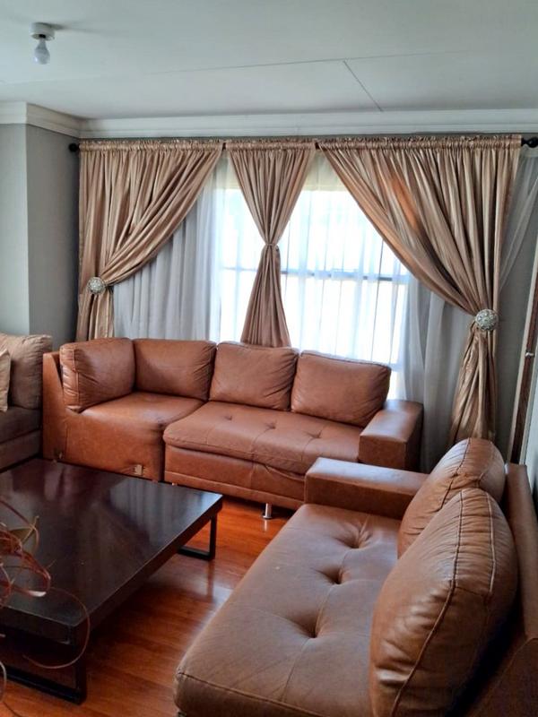 3 Bedroom Property for Sale in Fleurhof Gauteng