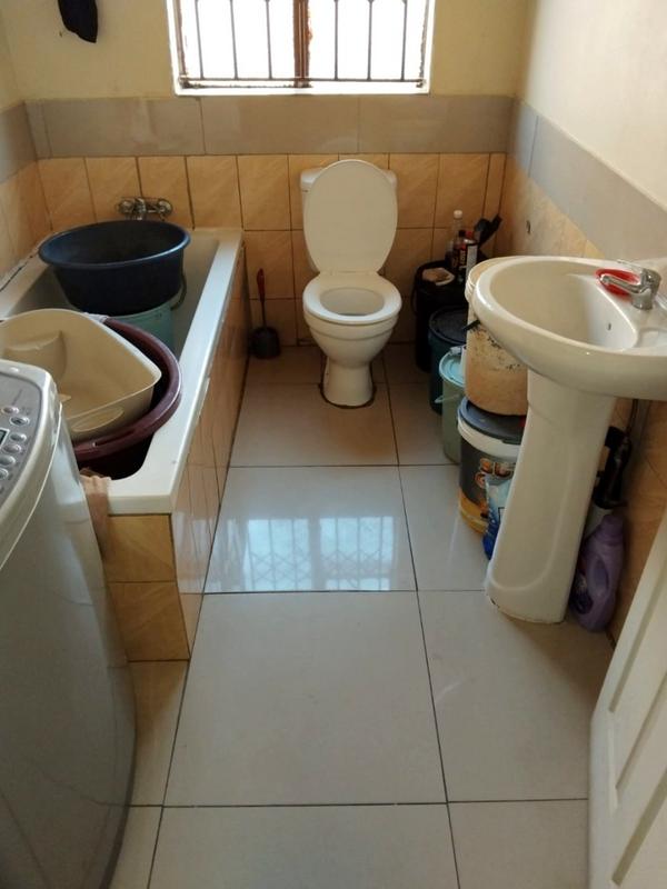 2 Bedroom Property for Sale in Mapetla Gauteng