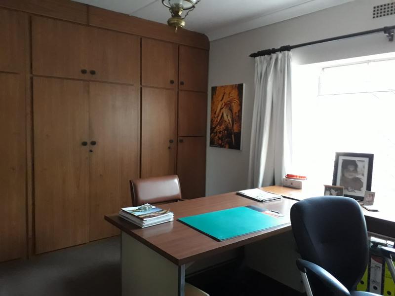 To Let 1 Bedroom Property for Rent in Meadowbrook Gauteng