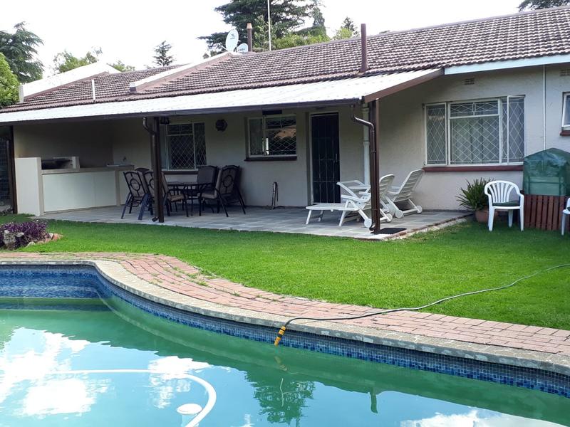 To Let 1 Bedroom Property for Rent in Meadowbrook Gauteng