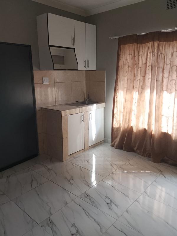 To Let 1 Bedroom Property for Rent in Kempton Park Gauteng