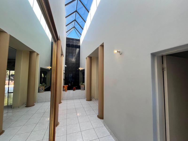 5 Bedroom Property for Sale in Sharon Park Gauteng