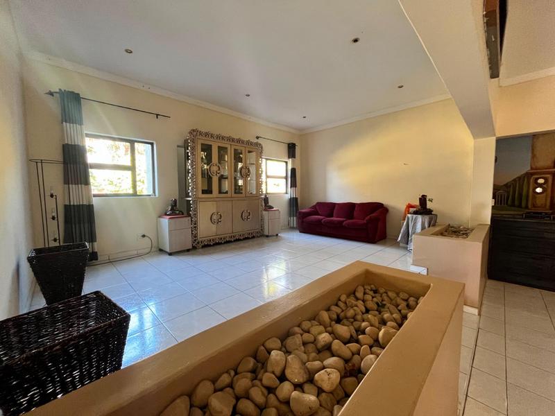 5 Bedroom Property for Sale in Sharon Park Gauteng