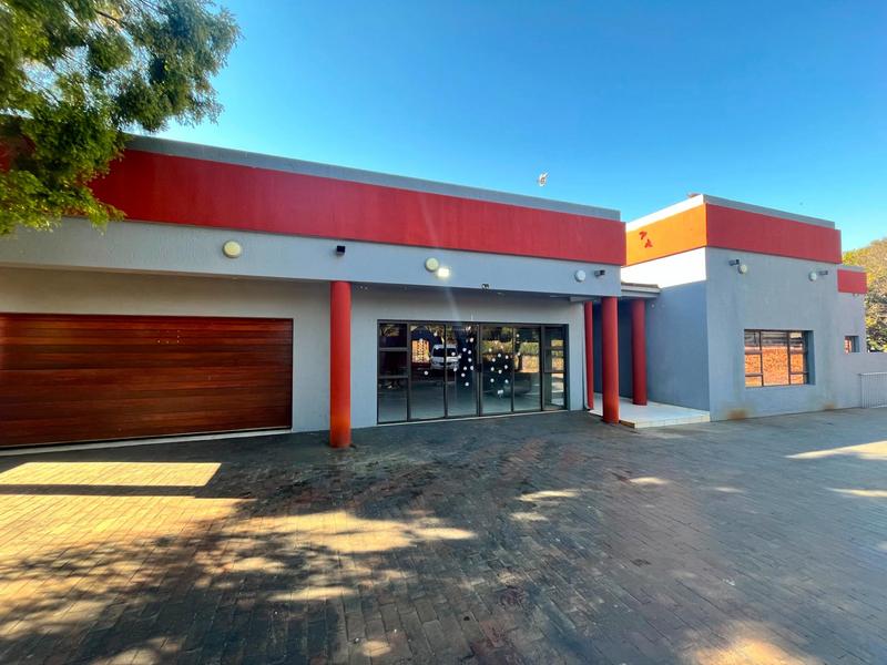 5 Bedroom Property for Sale in Sharon Park Gauteng