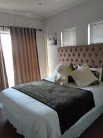 2 Bedroom Property for Sale in Lonehill Gauteng