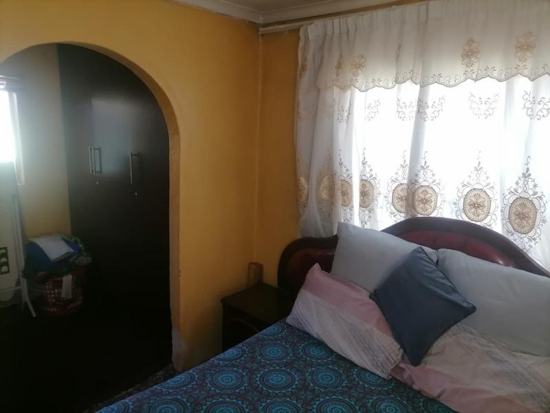 3 Bedroom Property for Sale in Jabavu Gauteng