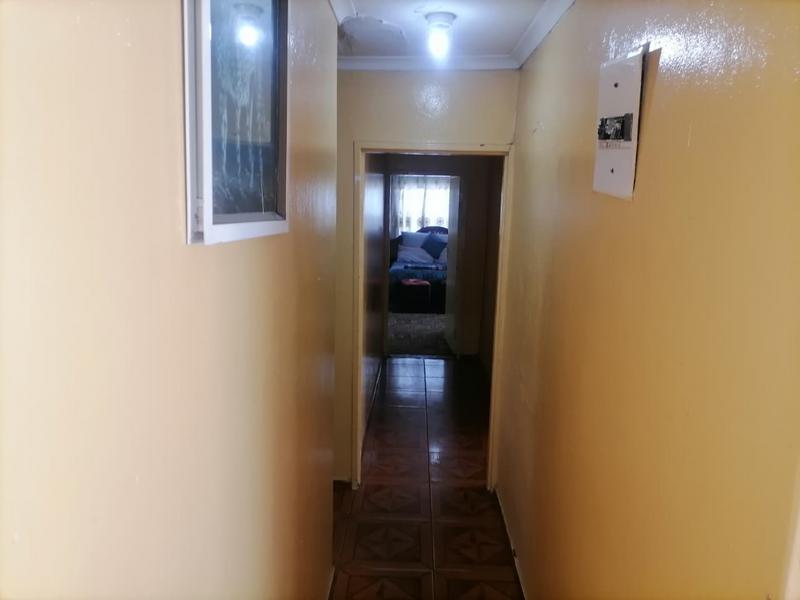 3 Bedroom Property for Sale in Jabavu Gauteng