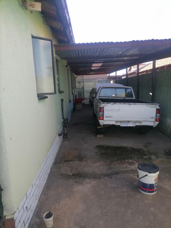 3 Bedroom Property for Sale in Jabavu Gauteng