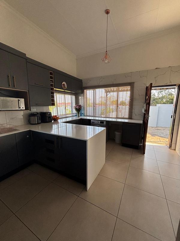 4 Bedroom Property for Sale in Edenvale Gauteng