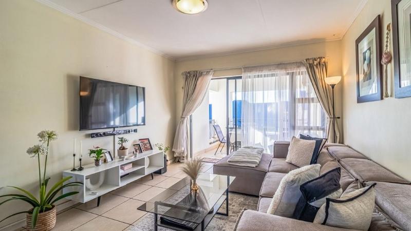 2 Bedroom Property for Sale in Greenstone Crest Gauteng