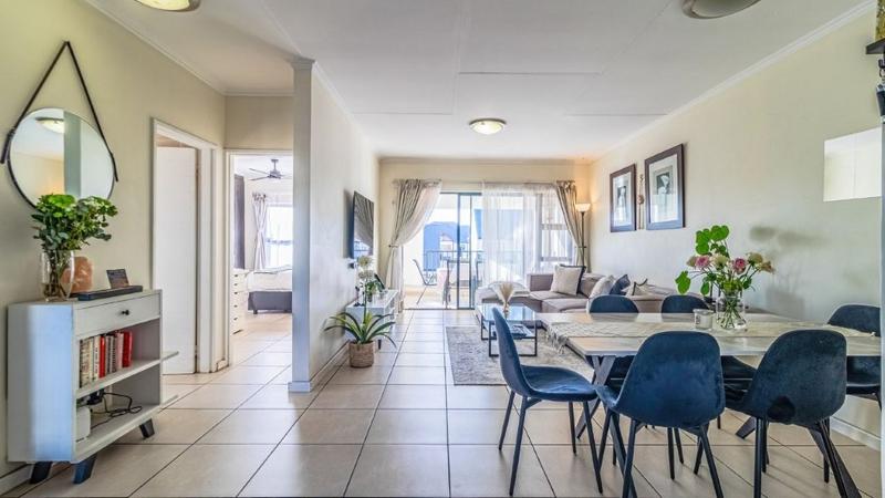 2 Bedroom Property for Sale in Greenstone Crest Gauteng
