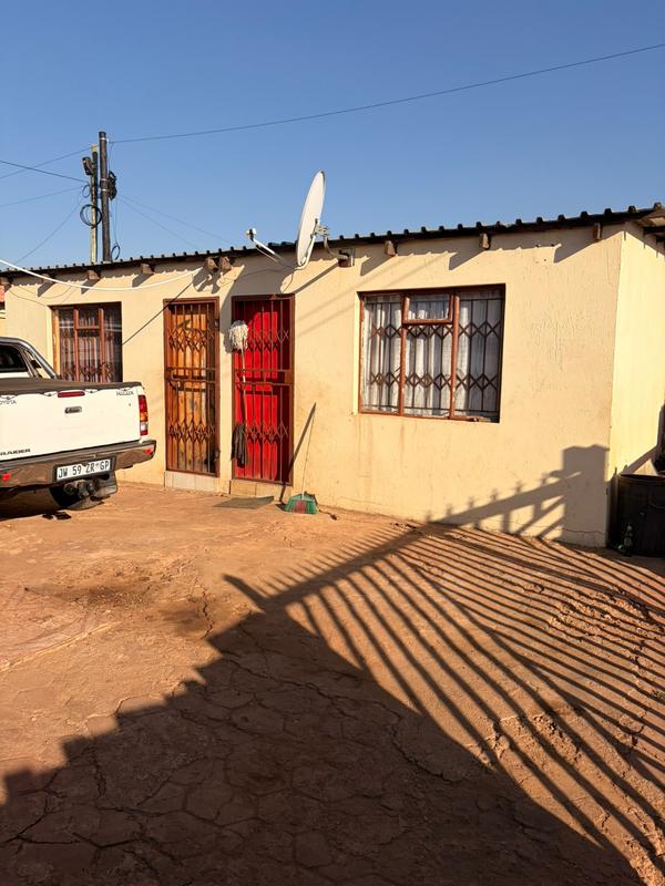 7 Bedroom Property for Sale in Mahube Valley Gauteng